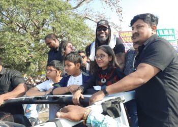 বর্ধমানে এলেন ওয়েস্ট ইন্ডিজ ক্রিকেট দলের অন্যতম ক্রিকেটার ক্রিস গেইল।