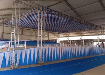 একদিকে রেল চলাচল নিয়ন্ত্রিত অন্যদিকে বাসের অপ্রতুলতা, মুখ্যমন্ত্রীর প্রশাসনিক জনসভা ঘিরে বর্ধমানে চরম যাত্রী দুর্ভোগের আশঙ্কা।